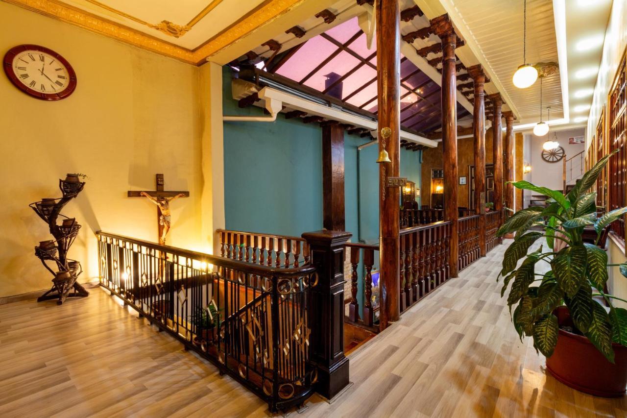 Hotel Majestic 1 Cuenca Exterior foto